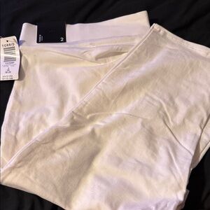 White pedal pusher pants